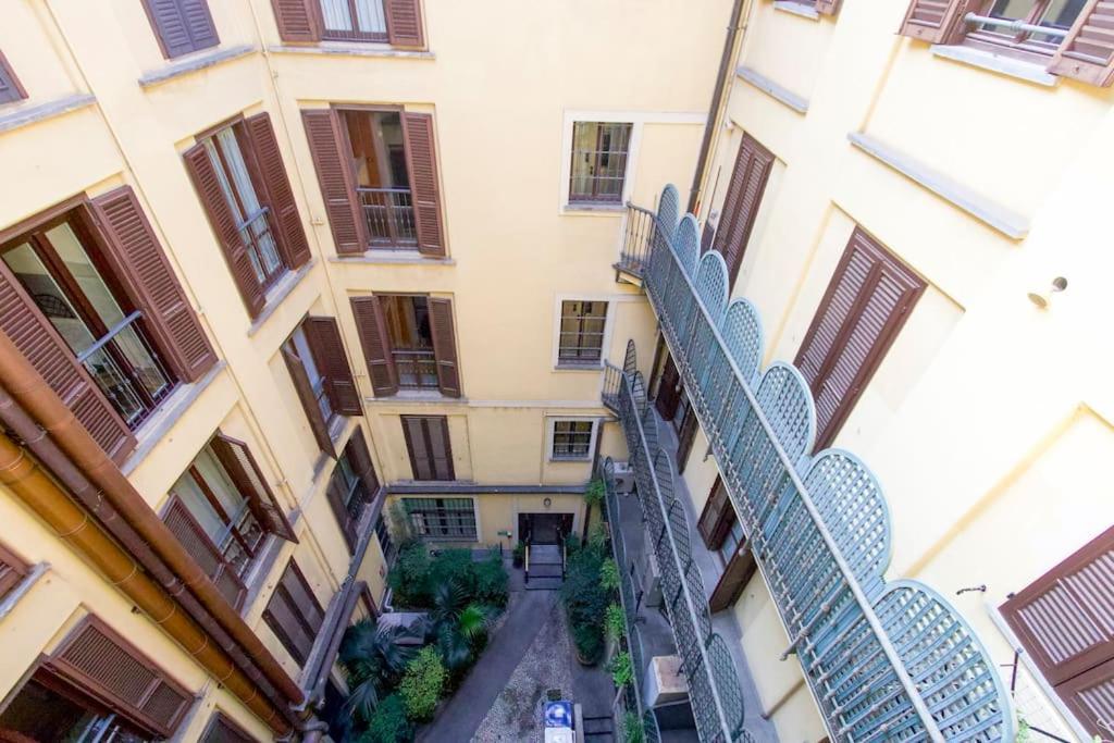 Duomo Big House130Mq Vista Tempio Apartamento Milão Exterior foto